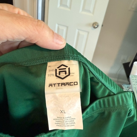 Atracco Women’s Tennis dress with matching shorts- XL - Picture 6 of 6